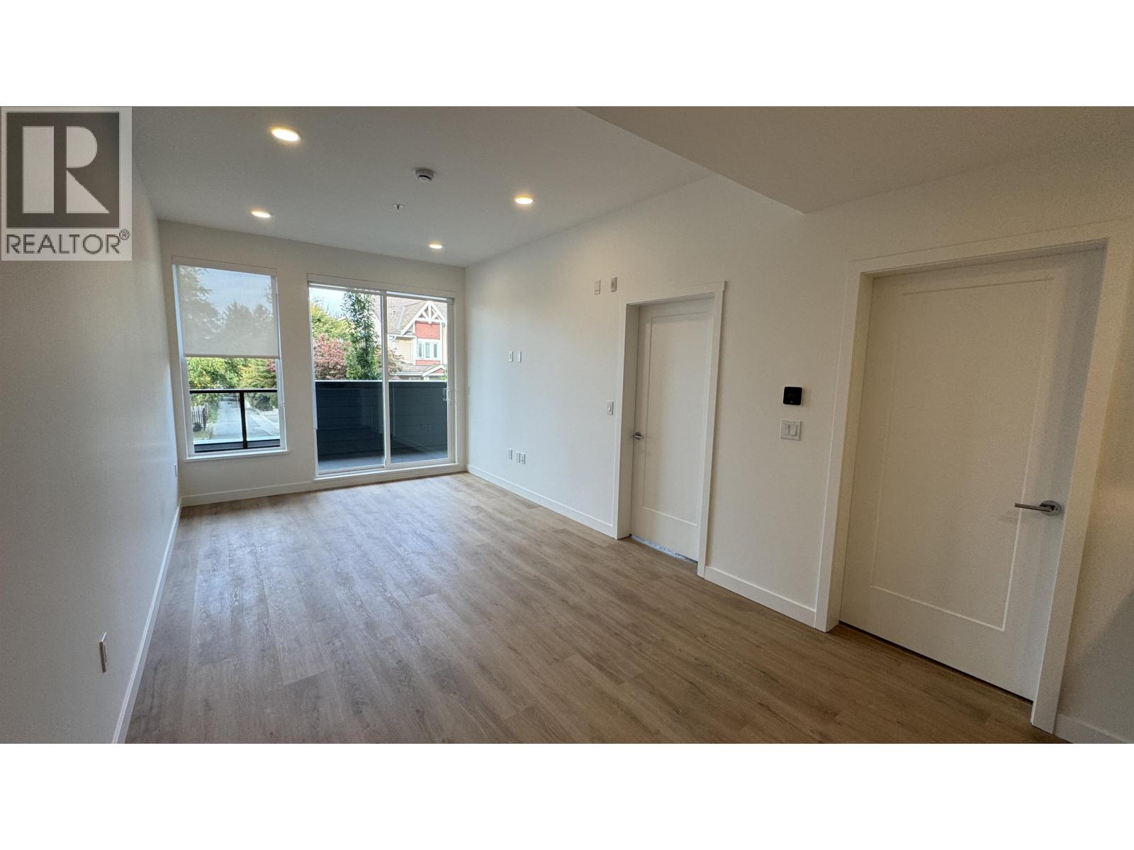21x 375 Clayton Street, Coquitlam, British Columbia  V3K 3X6 - Photo 5 - R3056548