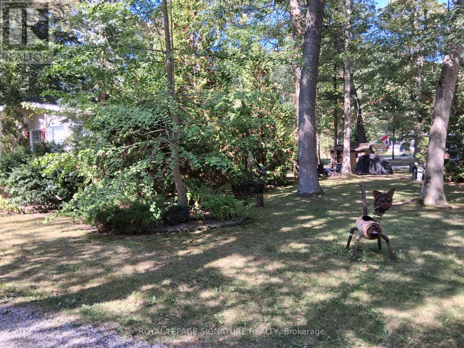A37 - 9910 Northville Crescent S, Lambton Shores, Ontario  N0M 2N0 - Photo 26 - X12450902