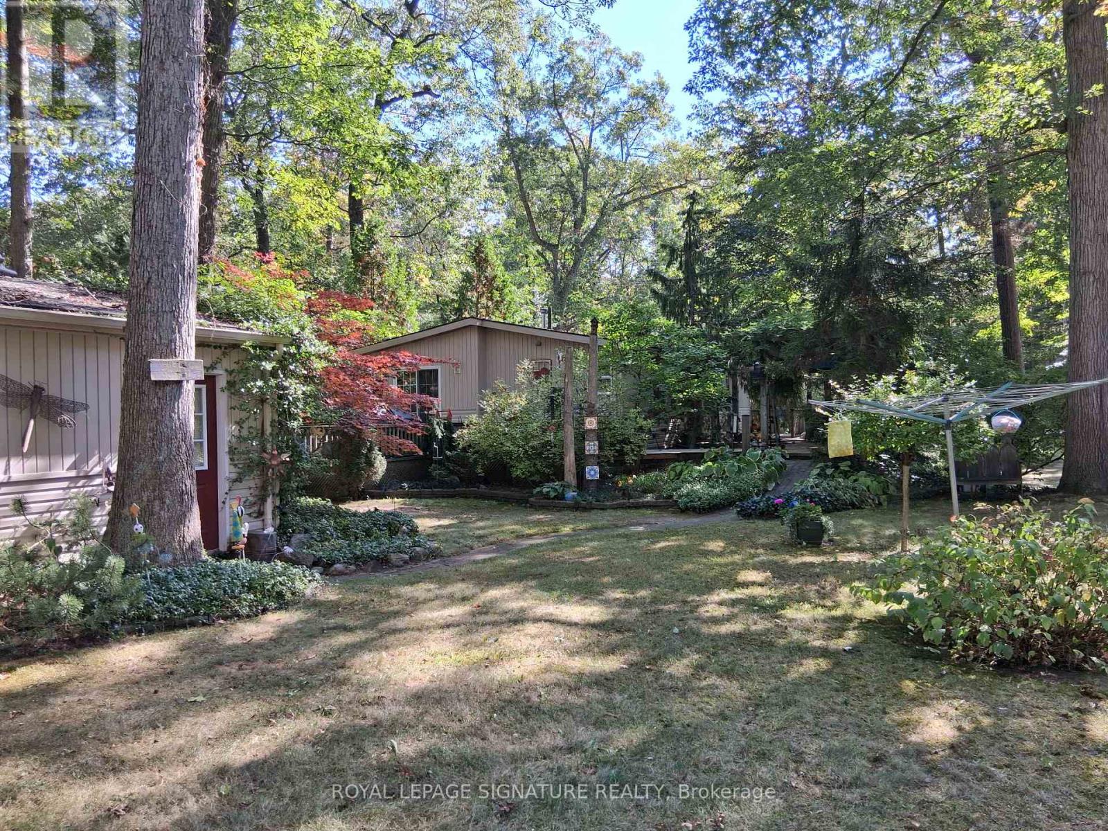 A37 - 9910 Northville Crescent S, Lambton Shores, Ontario  N0M 2N0 - Photo 29 - X12450902
