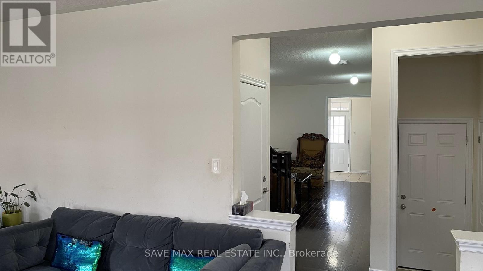6 Bittersweet Road, Brampton, Ontario  L6Y 0Z1 - Photo 13 - W12450907