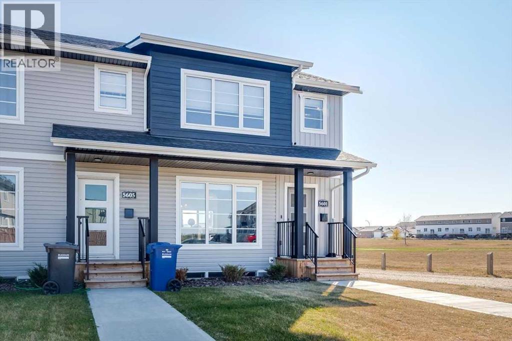5601 Vista Trail, Blackfalds, Alberta  T4M 0N2 - Photo 2 - A2257803
