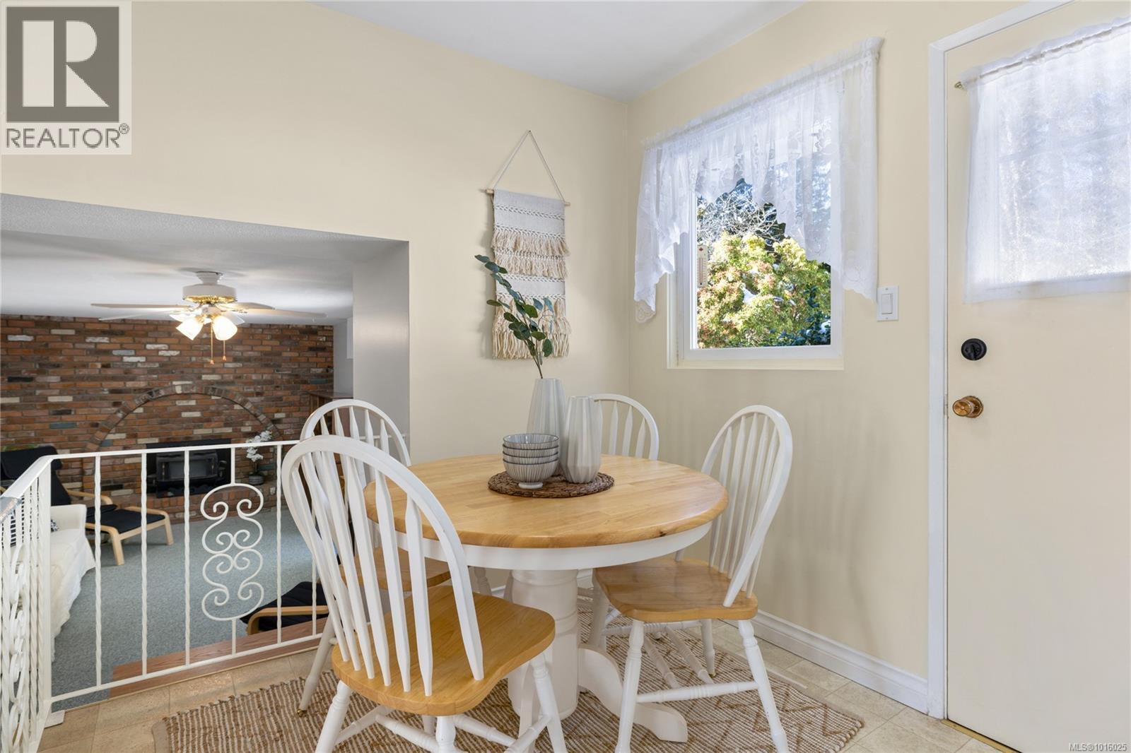 3130 Smugglers Hill Dr, Nanaimo, British Columbia  V9T 1H8 - Photo 16 - 1016025