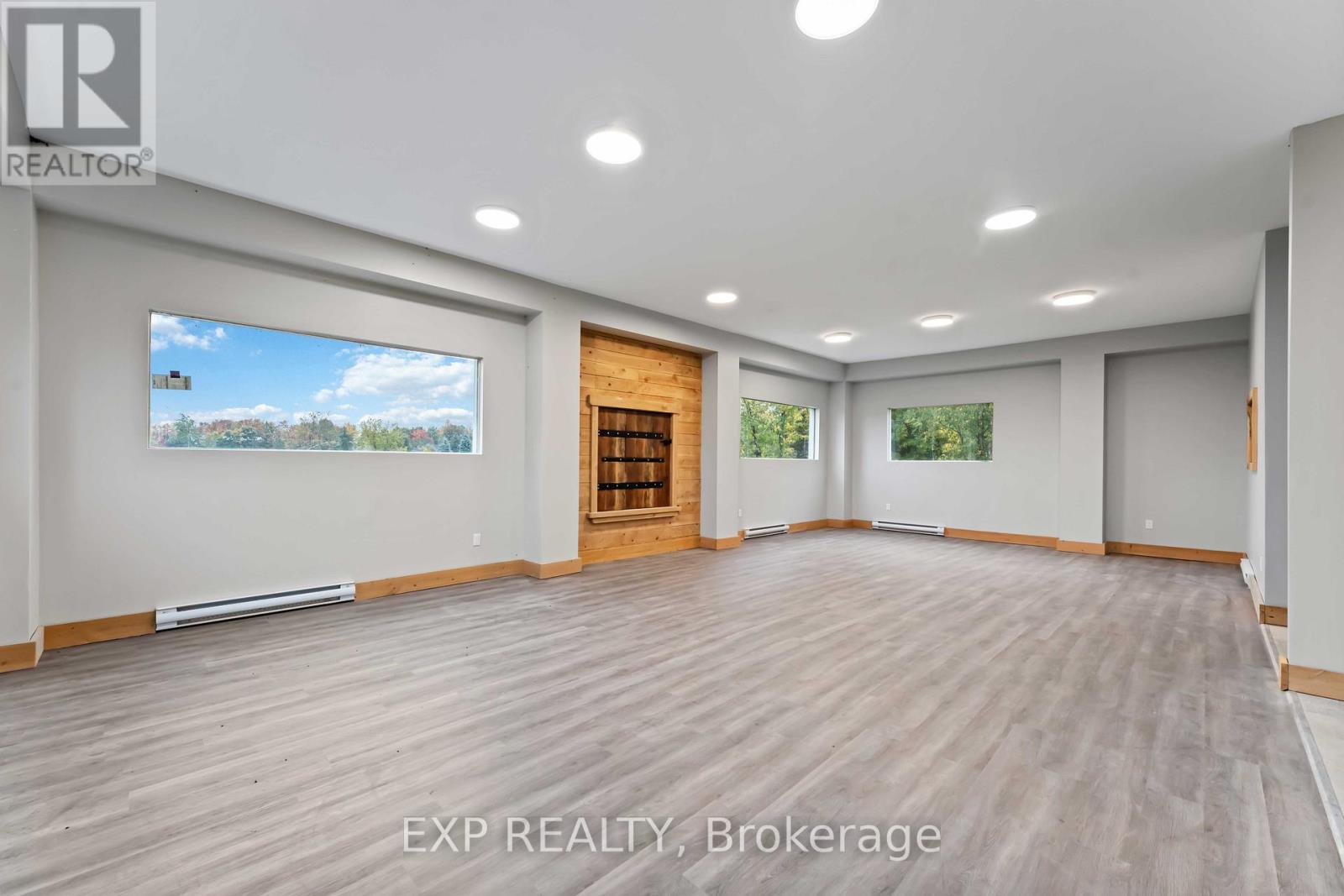 6346 Deermeadow Drive, Ottawa, Ontario  K4P 1M9 - Photo 9 - X12450929