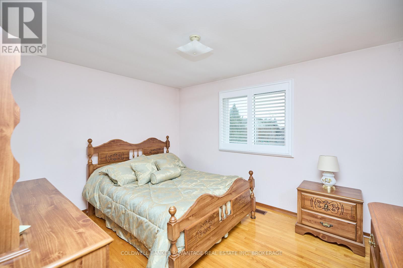 27 Quinn Avenue, Hamilton, Ontario  L8W 1K4 - Photo 17 - X12450915