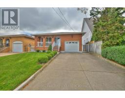 27 QUINN AVENUE, Hamilton, Ontario