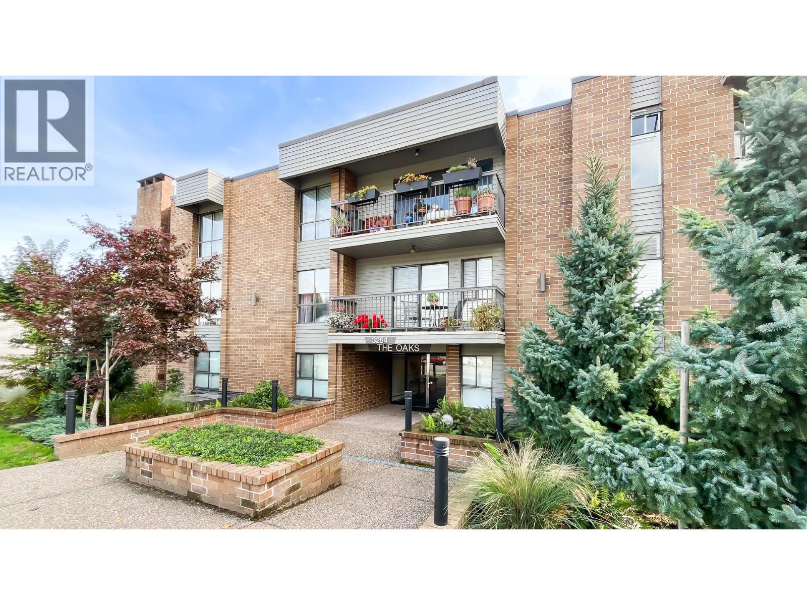 205 3264 OAK STREET, Vancouver, British Columbia