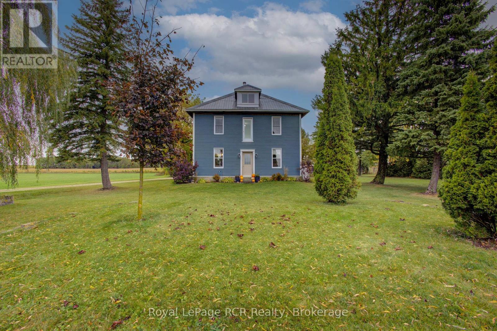 8220 8 LINE, Wellington North, Ontario