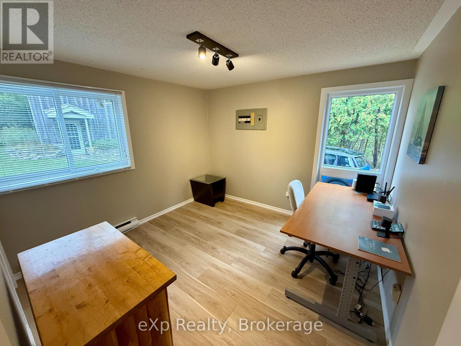 329 Bay Street, South Bruce Peninsula, Ontario  N0H 2T0 - Photo 15 - X12445985