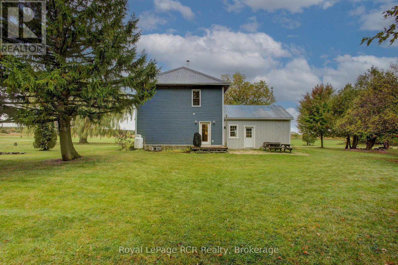 8220 8 Line, Wellington North, Ontario  N0G 2E0 - Photo 29 - X12450928