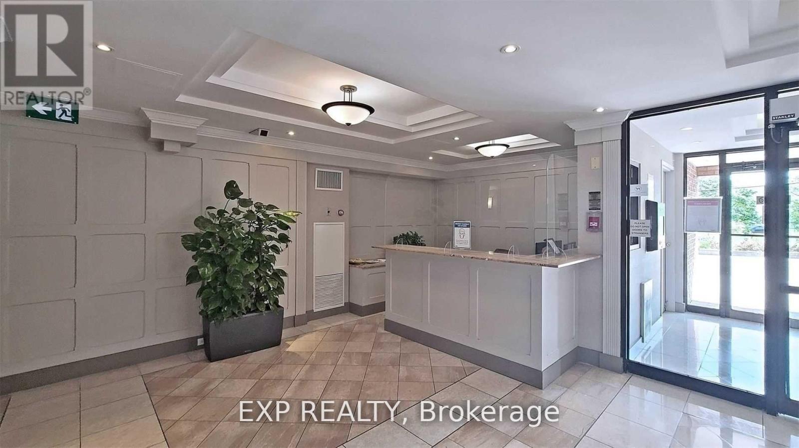 712 - 330 Mccowan Road, Toronto, Ontario  M1J 3N3 - Photo 3 - E12450931