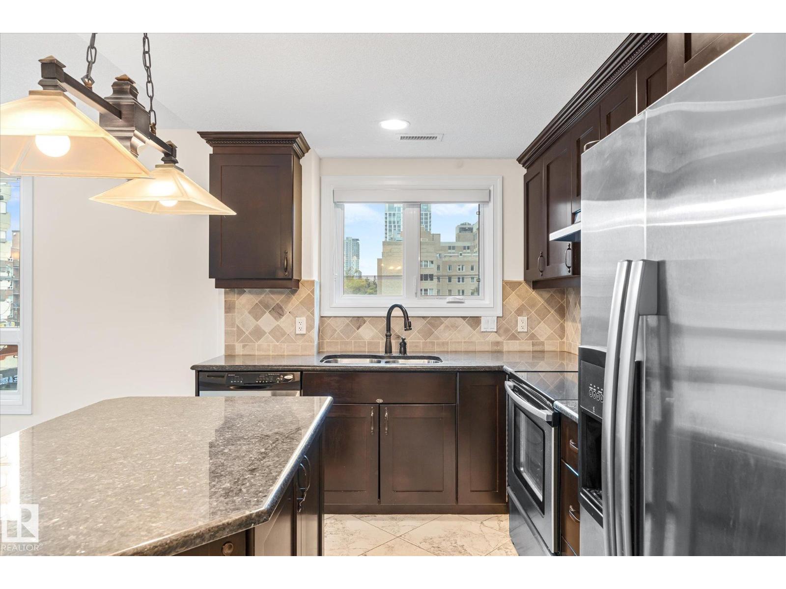 #304 10142 111 St Nw, Edmonton, Alberta  T5K 1K6 - Photo 17 - E4461254