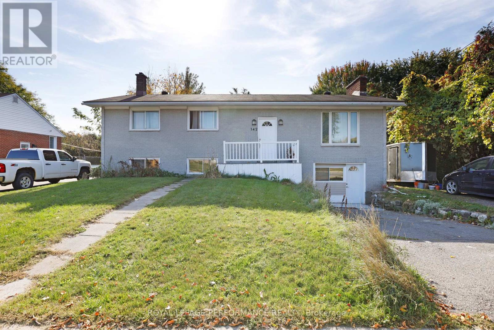 142 MEADOWLANDS DRIVE W, Ottawa, Ontario