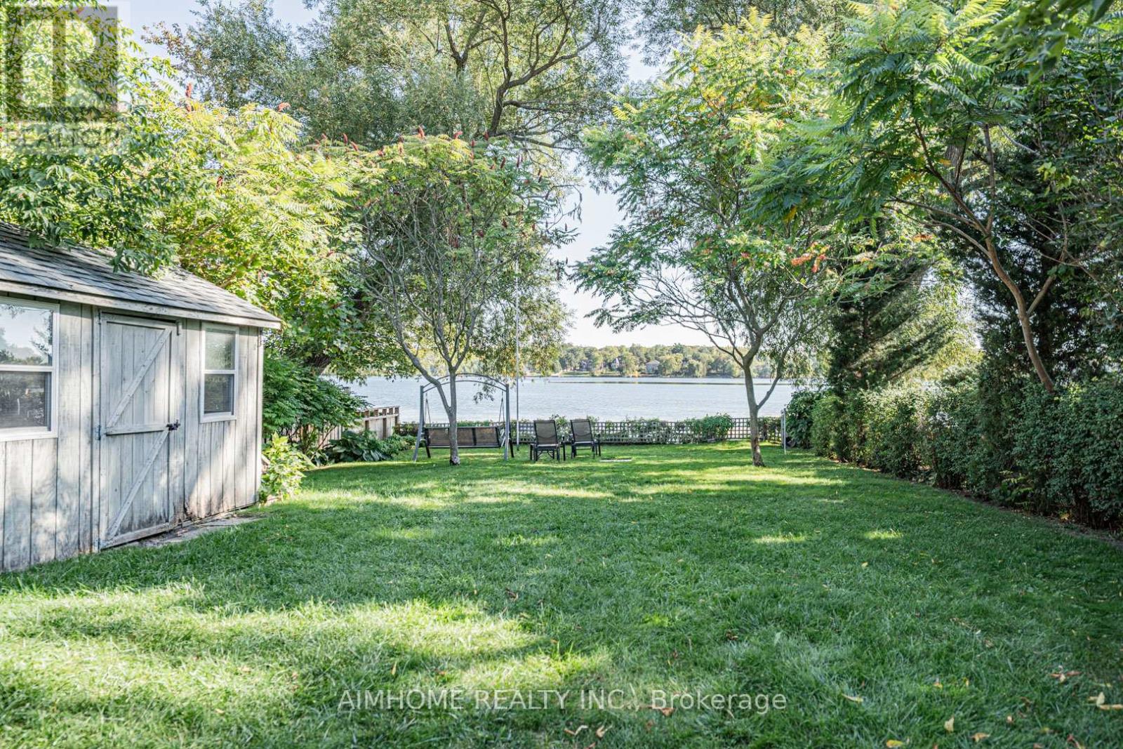 455 North Lake Road N, Richmond Hill, Ontario  L4E 3A6 - Photo 8 - N12409366
