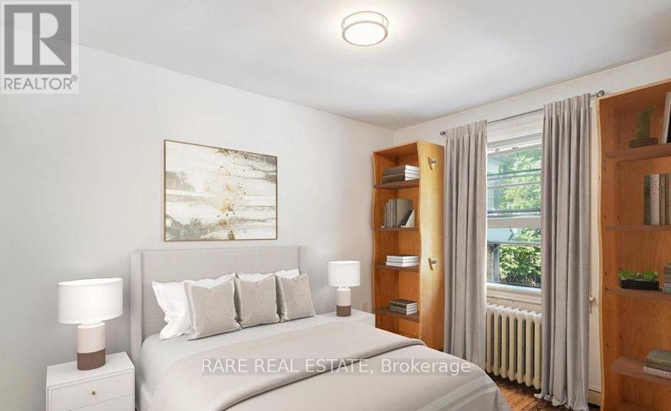 73 Yarrow Road, Toronto, Ontario  M6M 4E4 - Photo 12 - W12450493