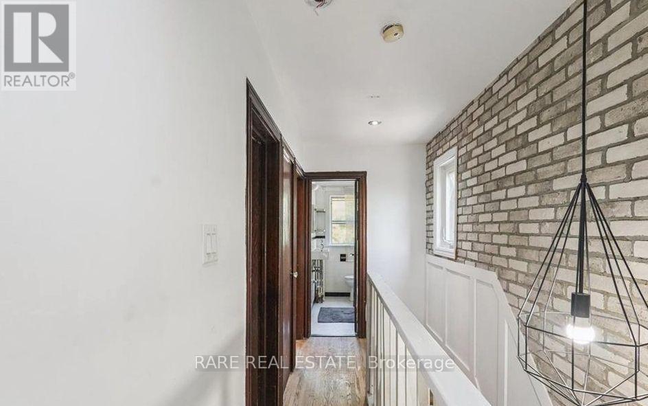 73 Yarrow Road, Toronto, Ontario  M6M 4E4 - Photo 11 - W12450493