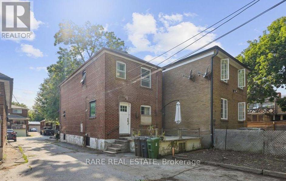 73 Yarrow Road, Toronto, Ontario  M6M 4E4 - Photo 28 - W12450493