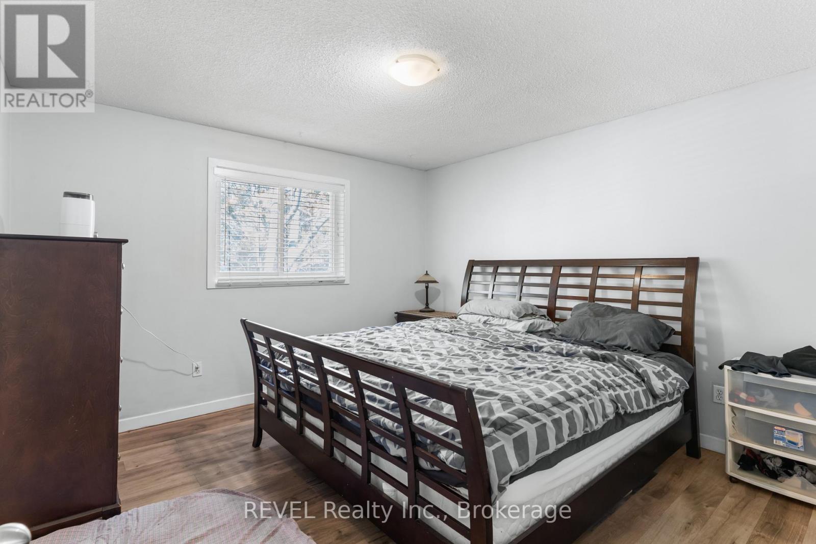 305 - 5222 Portage Road, Niagara Falls, Ontario  L2E 6B6 - Photo 17 - X12450933