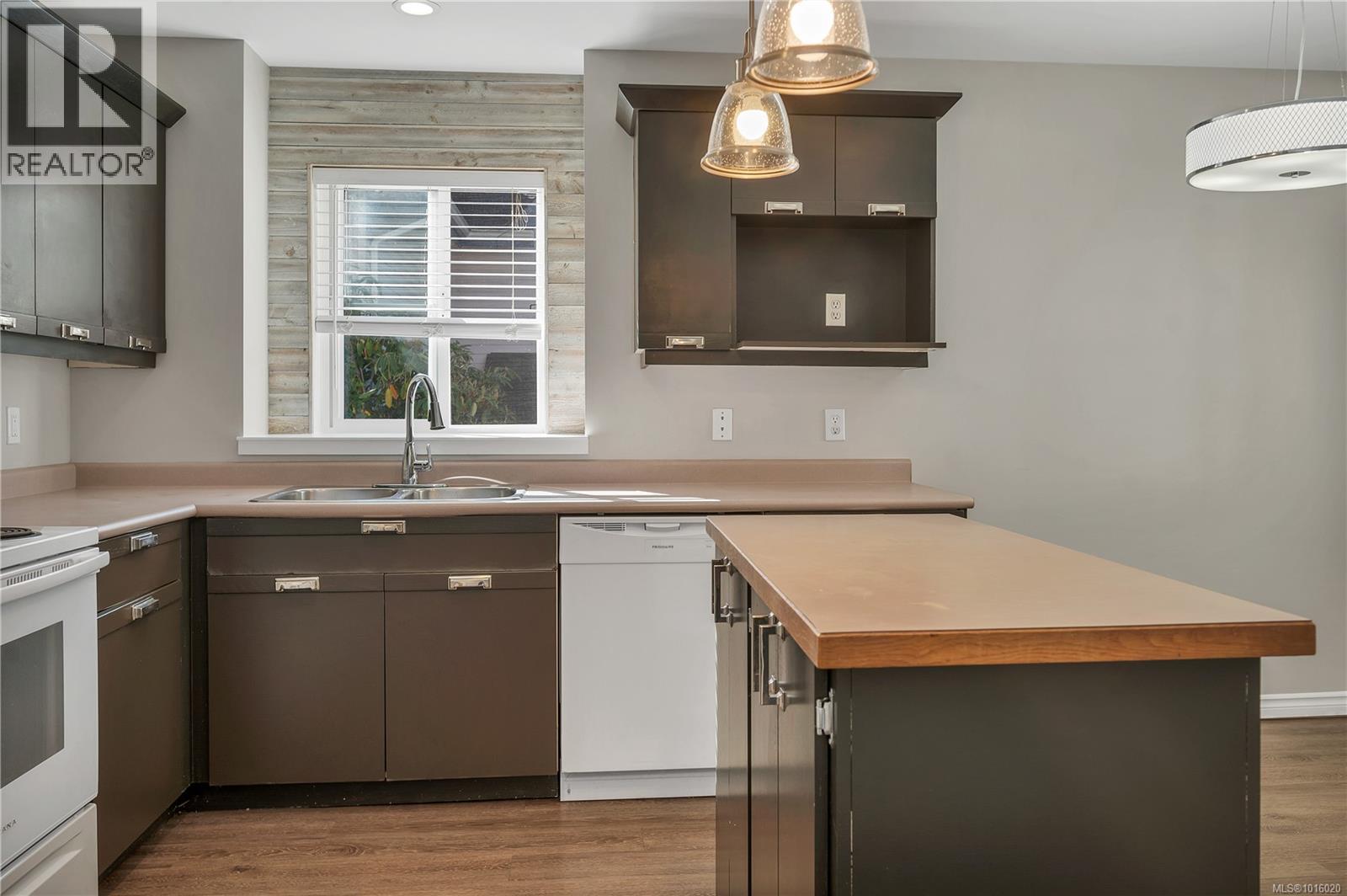14 1335 Creekside Way, Campbell River, British Columbia  V9W 8A9 - Photo 12 - 1016020