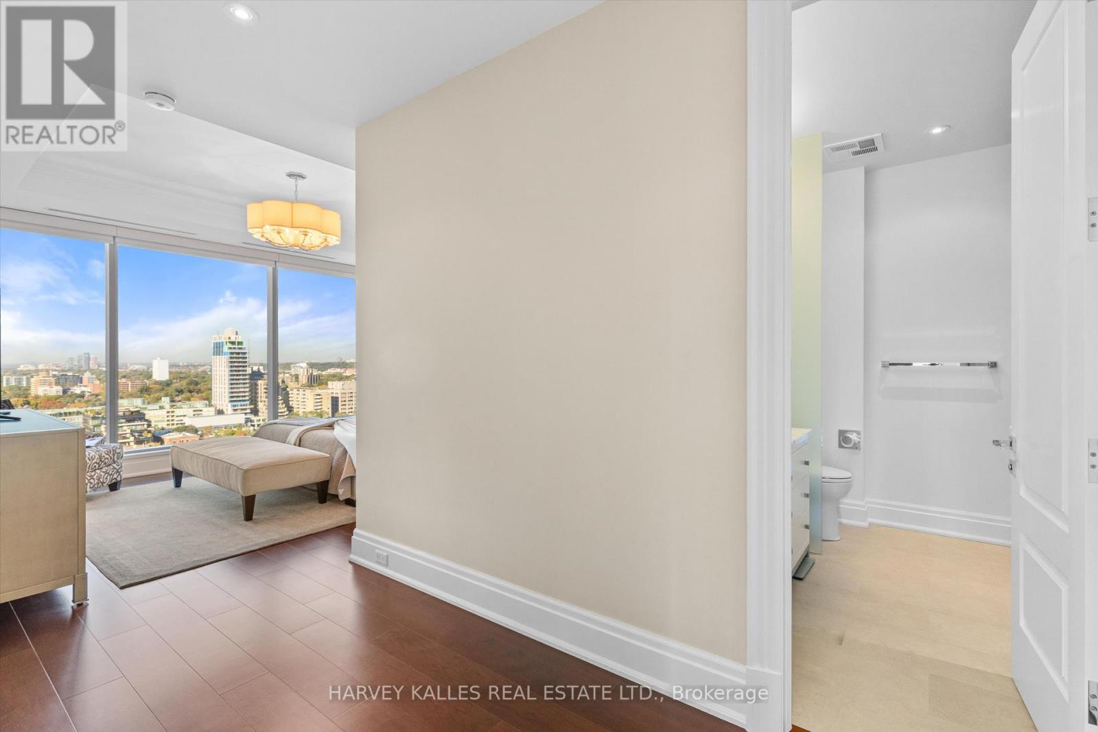 1805 - 55 Scollard Street, Toronto, Ontario  M5R 0A1 - Photo 14 - C12450935