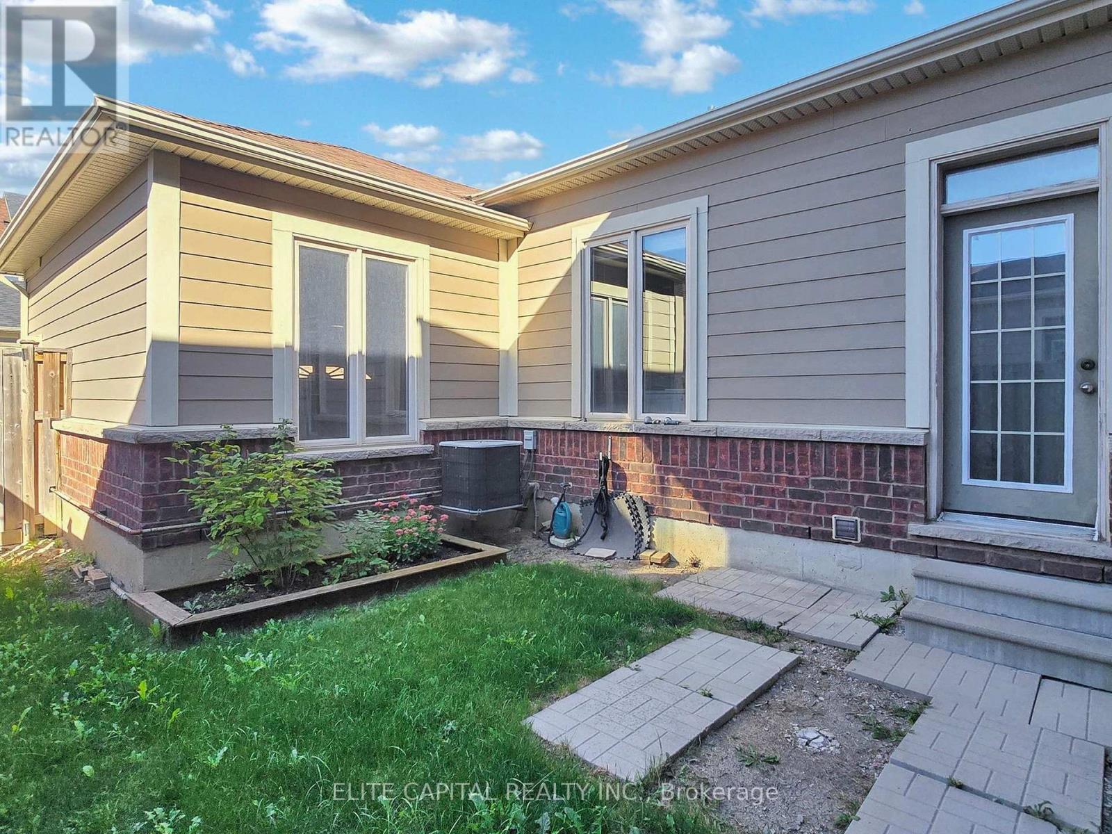 28 Ivory Silk Drive, Markham, Ontario  L6C 0G8 - Photo 42 - N12450940