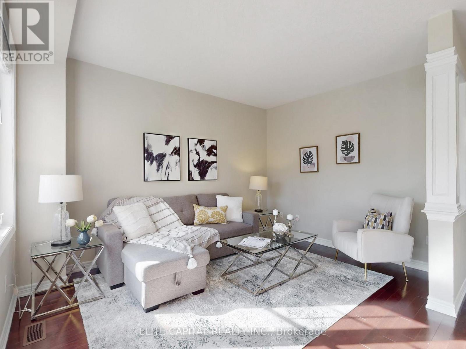 28 Ivory Silk Drive, Markham, Ontario  L6C 0G8 - Photo 5 - N12450940