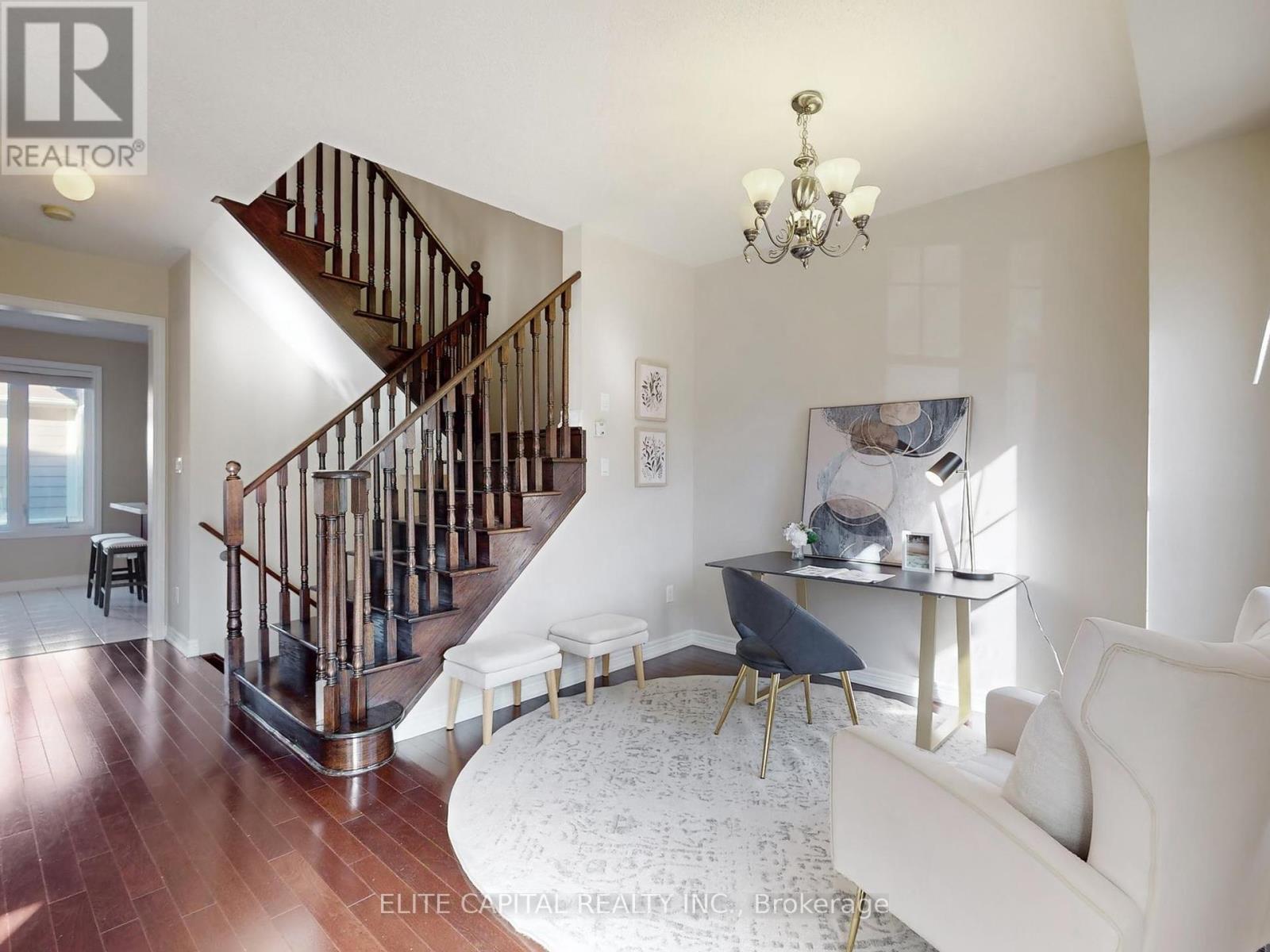 28 Ivory Silk Drive, Markham, Ontario  L6C 0G8 - Photo 8 - N12450940