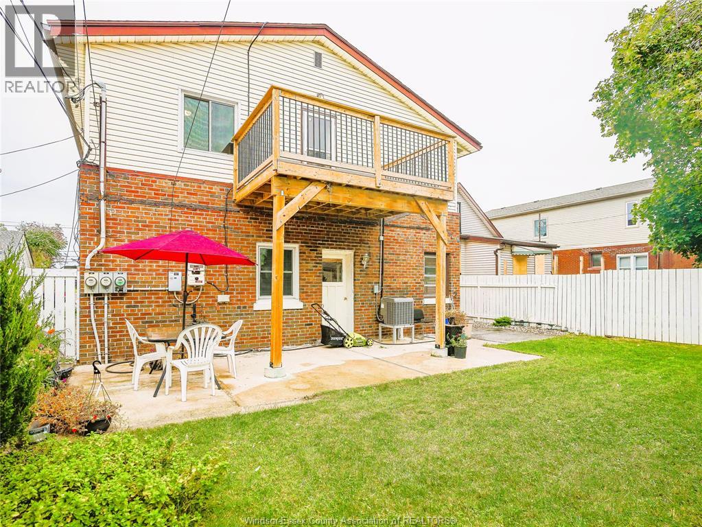 1637 Drouillard, Windsor, Ontario  N8Y 2S4 - Photo 39 - 25025536