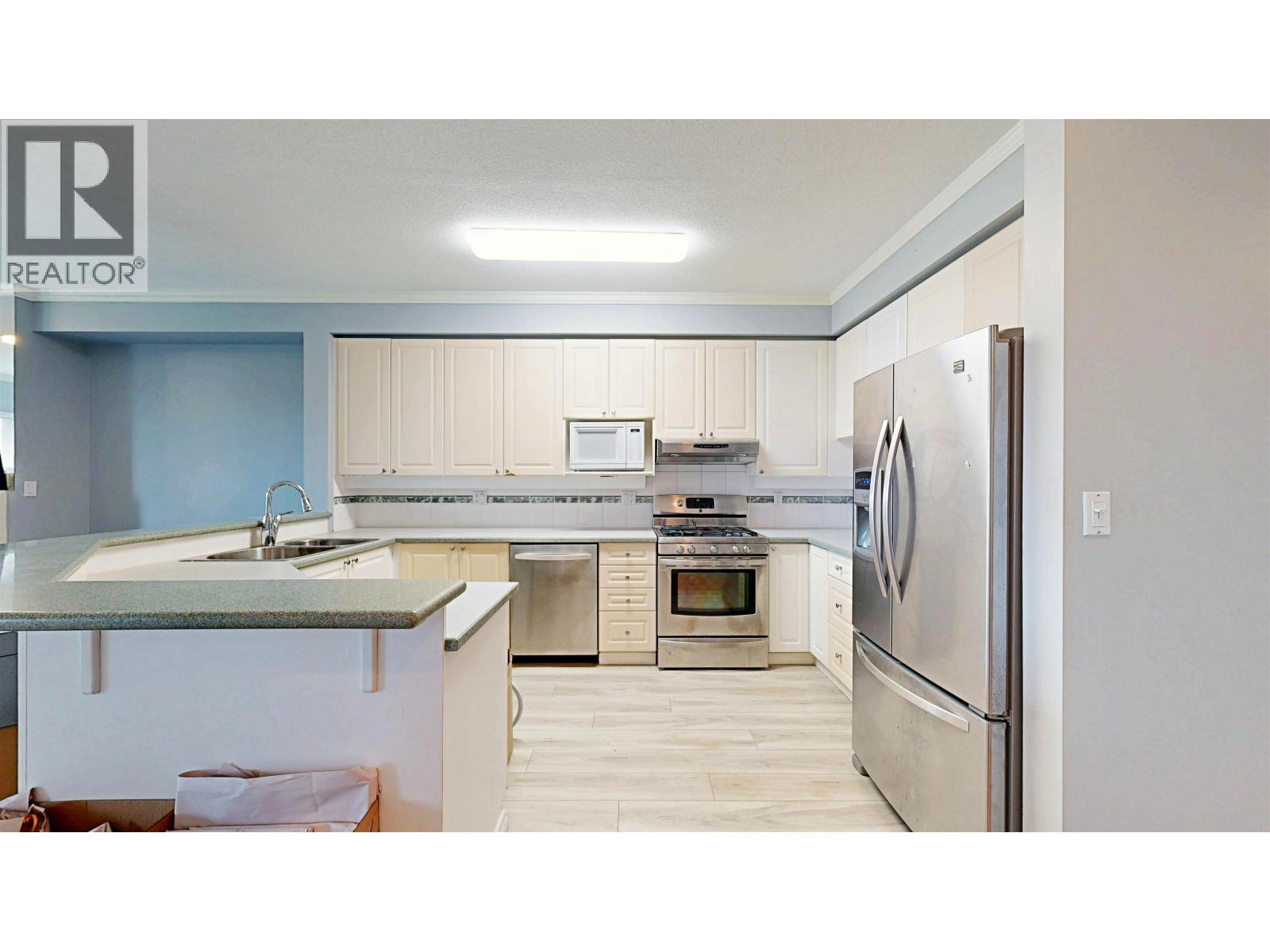 702 1400 View Crescent, Delta, British Columbia  V4L 1Z1 - Photo 4 - R3051904