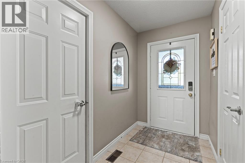 30 Braemar Avenue Unit# 55, Caledonia, Ontario  N3W 2M1 - Photo 5 - 40775585