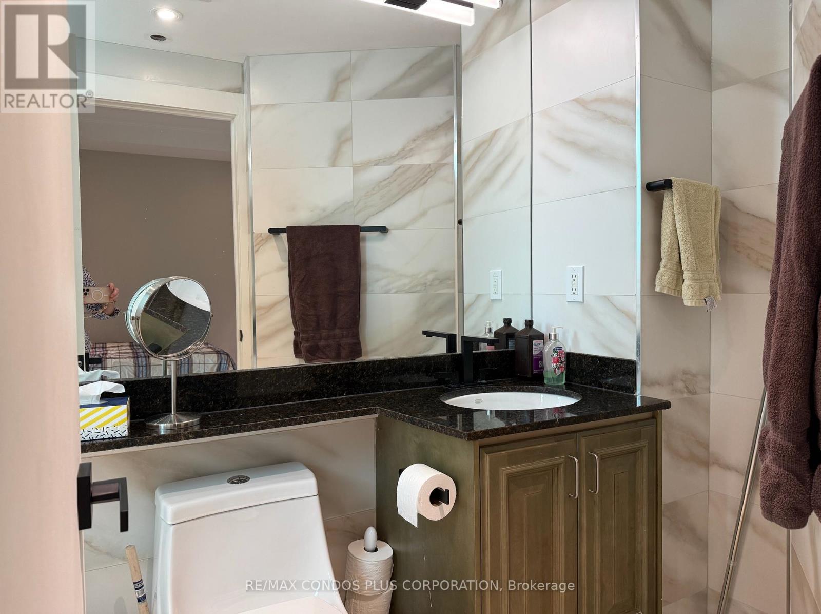 Th125 - 5 Marine Parade Drive, Toronto, Ontario  M8V 4B4 - Photo 17 - W12450937