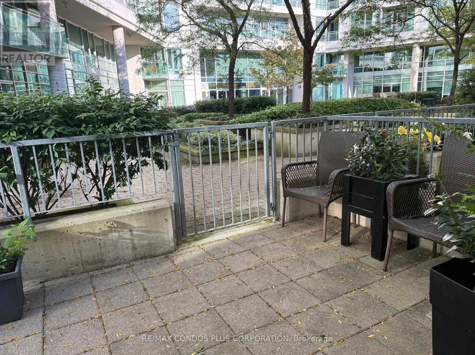 Th125 - 5 Marine Parade Drive, Toronto, Ontario  M8V 4B4 - Photo 19 - W12450937