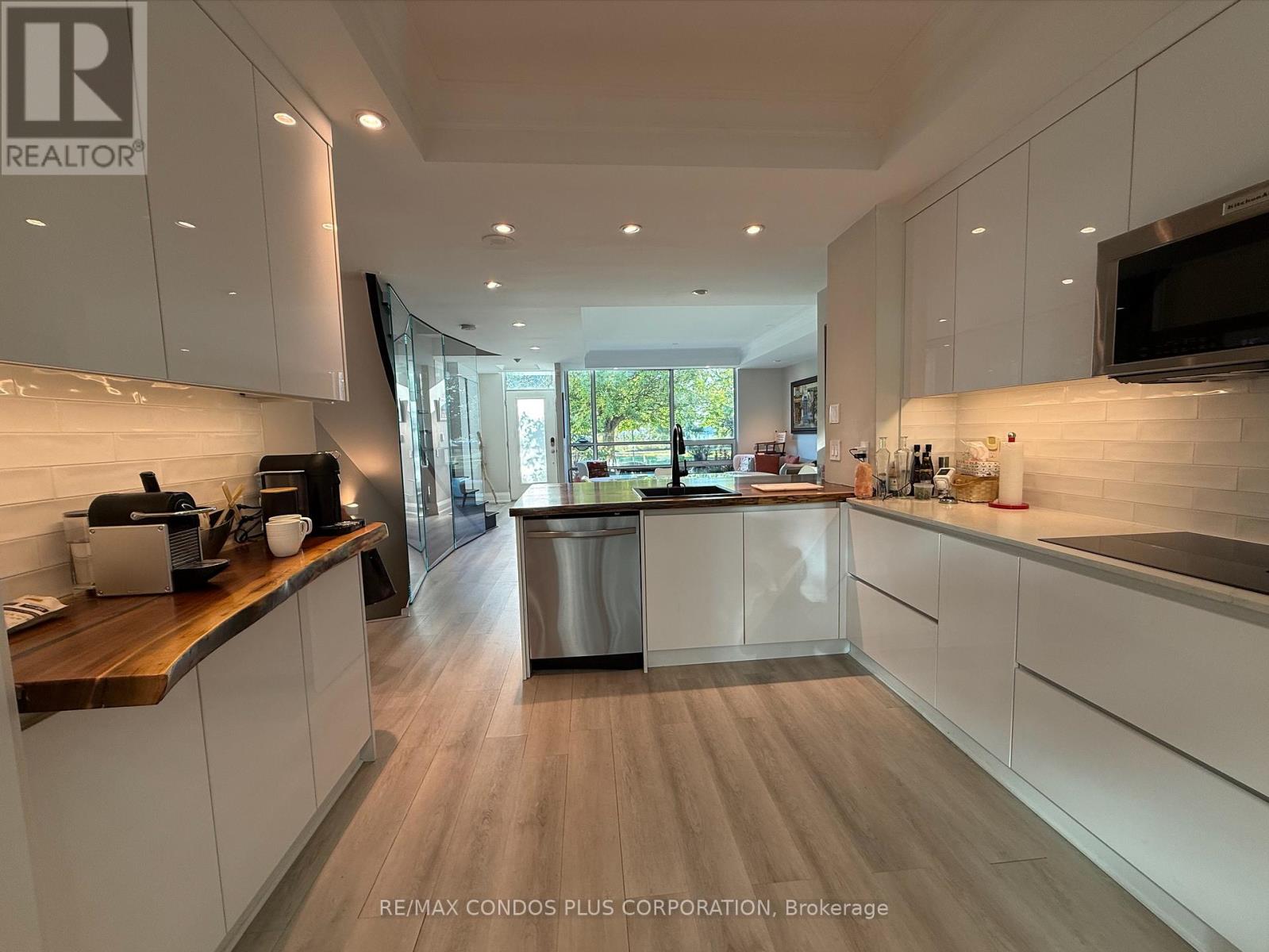 Th125 - 5 Marine Parade Drive, Toronto, Ontario  M8V 4B4 - Photo 6 - W12450937