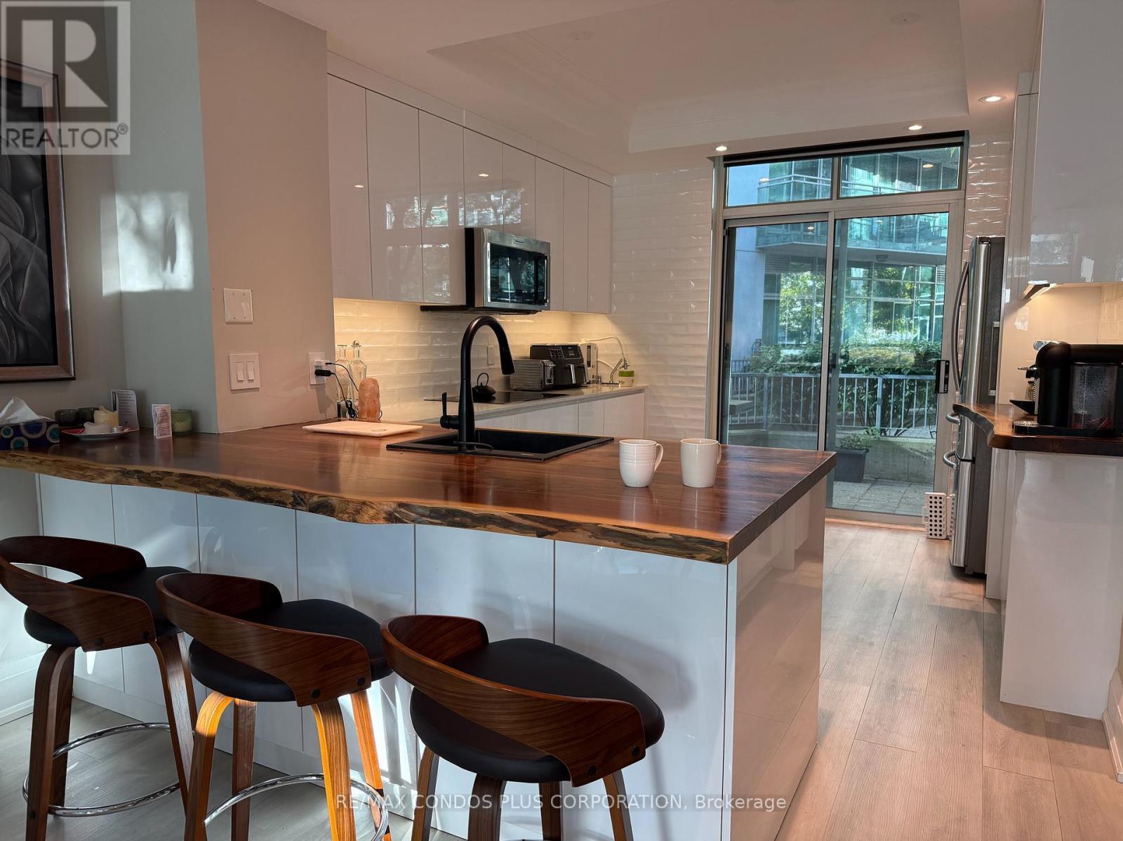 Th125 - 5 Marine Parade Drive, Toronto, Ontario  M8V 4B4 - Photo 8 - W12450937