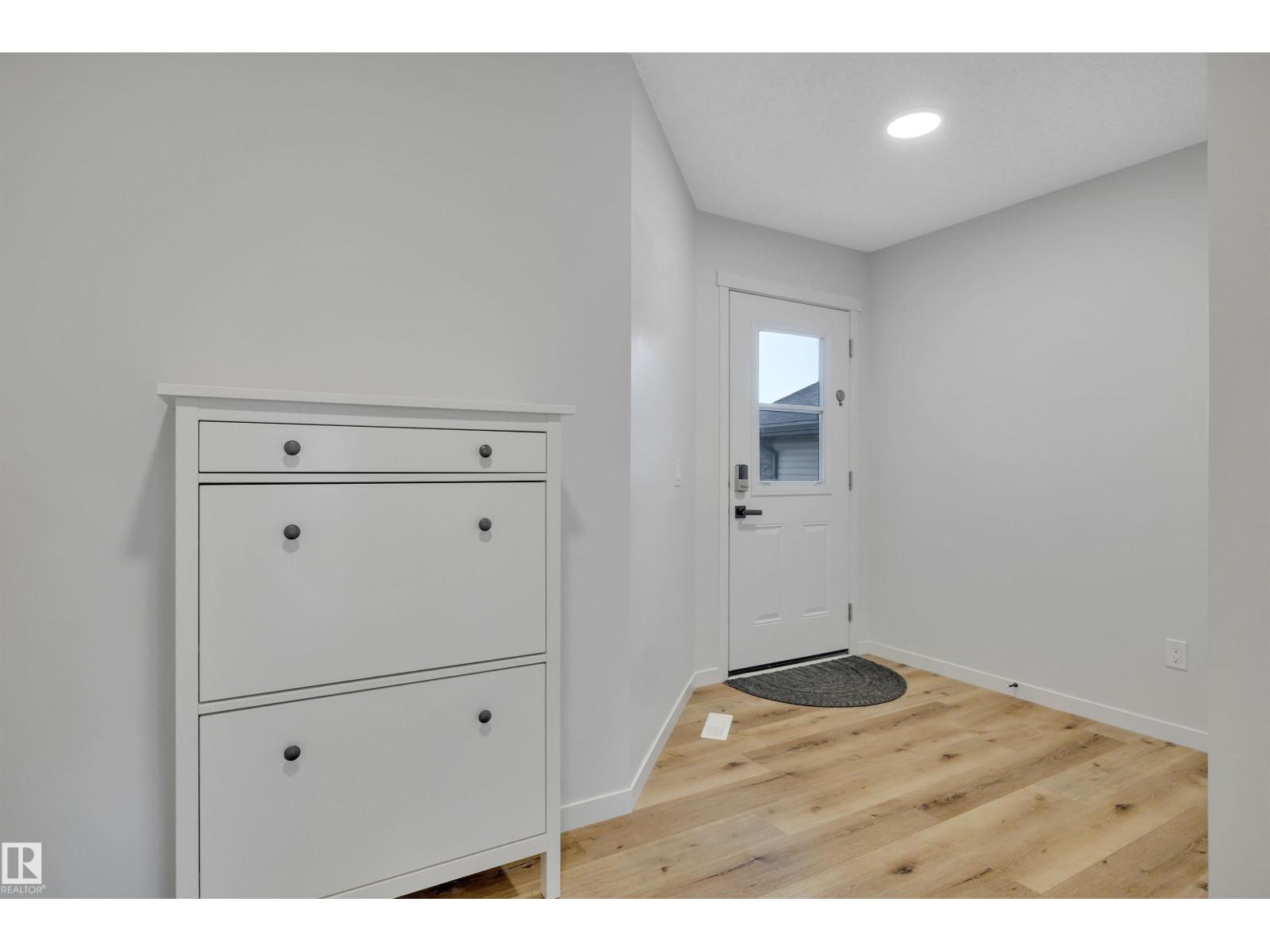 275 Larch Cr, Leduc, Alberta  T9E 1L3 - Photo 6 - E4461255