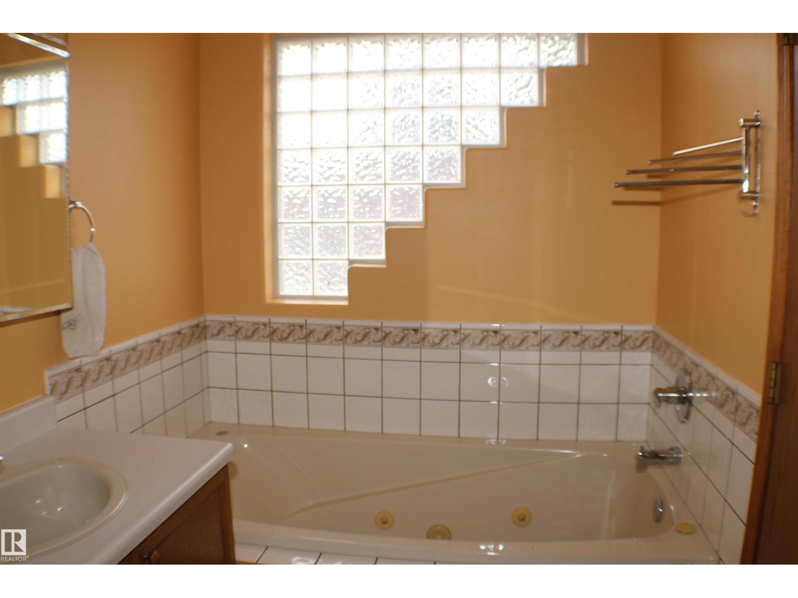 11 Escada Cl, St. Albert, Alberta  T8N 6X5 - Photo 13 - E4461256