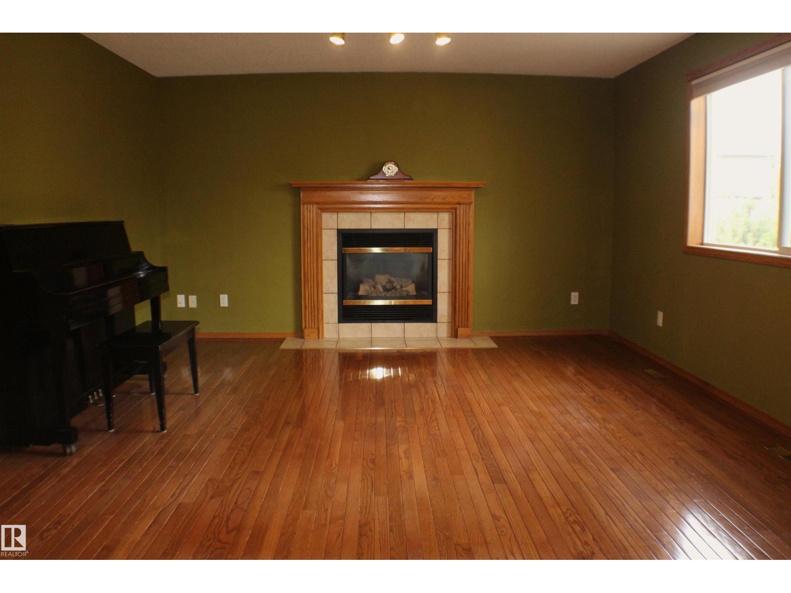 11 Escada Cl, St. Albert, Alberta  T8N 6X5 - Photo 5 - E4461256