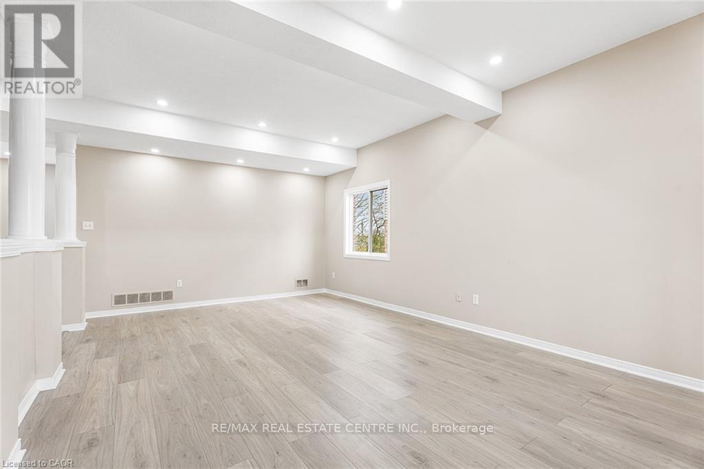 155 Elmira Road N, Guelph, Ontario  N1K 1Y9 - Photo 7 - X12450942