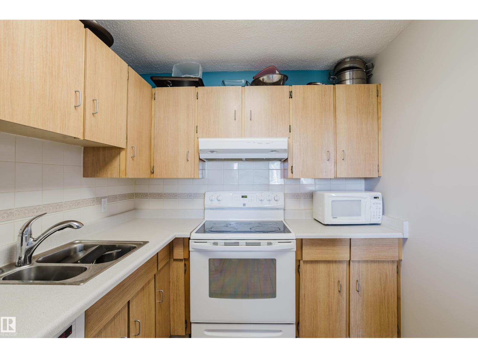 #903 9916 113 St Nw, Edmonton, Alberta  T5K 2N5 - Photo 32 - E4461257