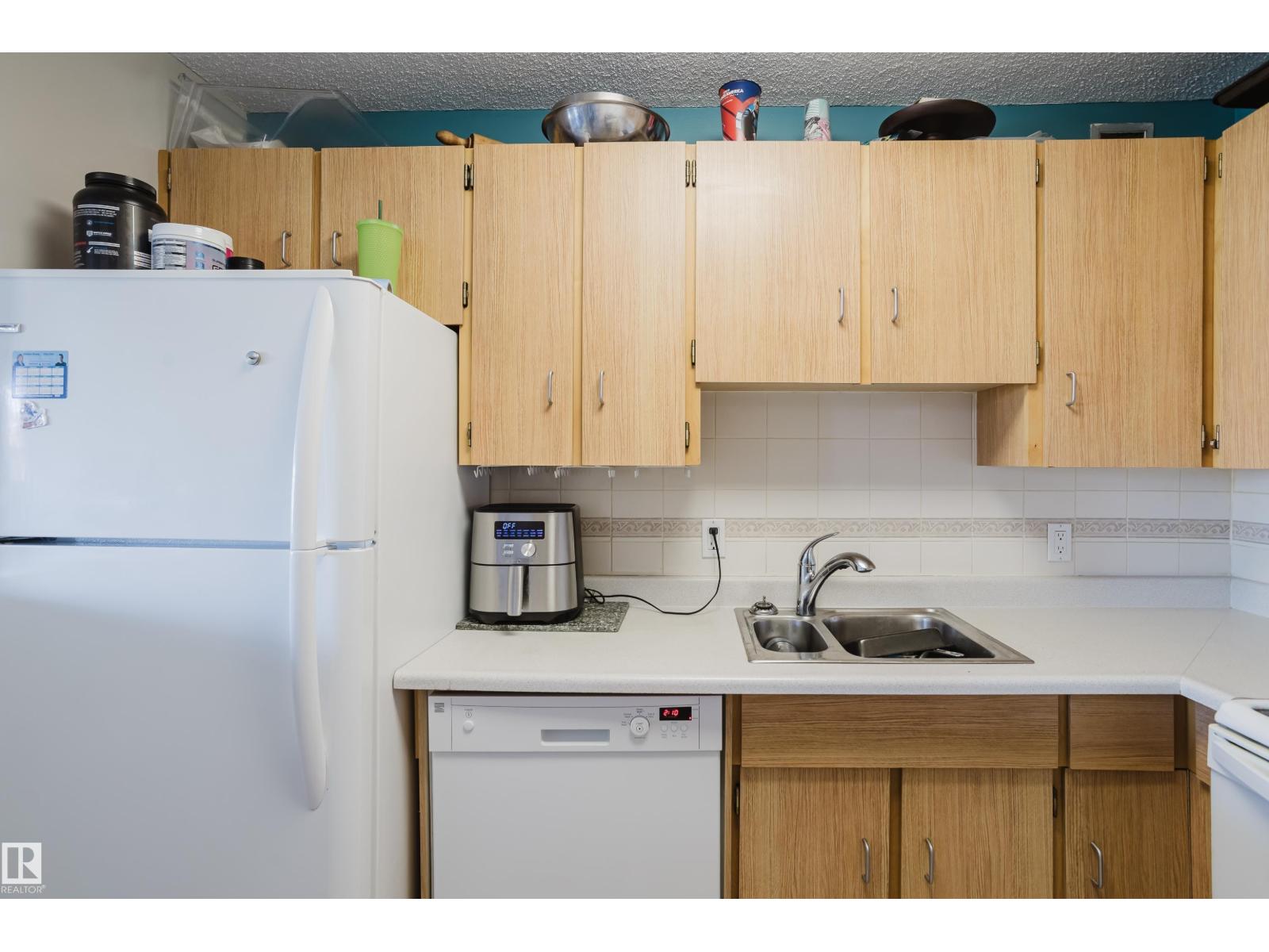 #903 9916 113 St Nw, Edmonton, Alberta  T5K 2N5 - Photo 35 - E4461257