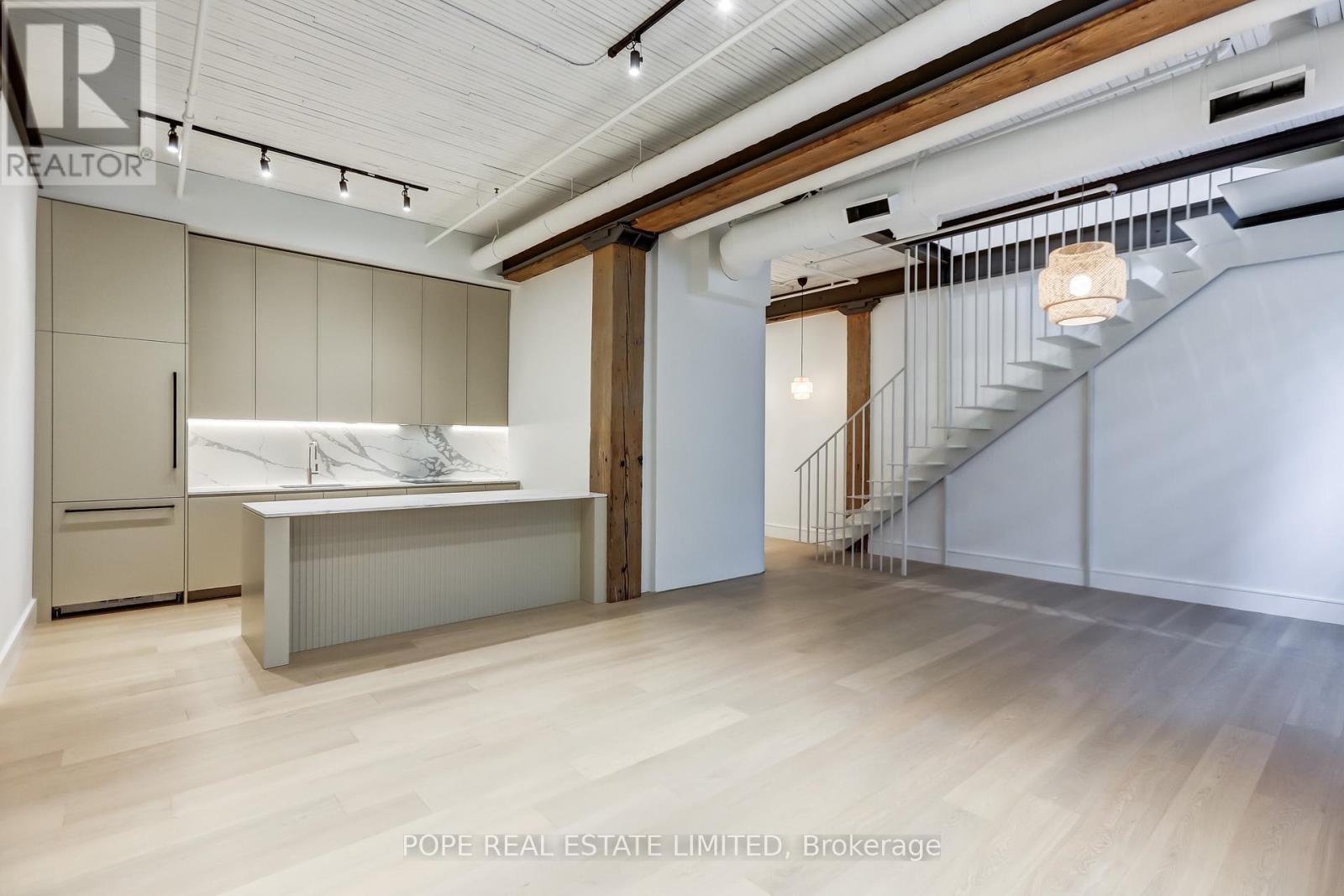 211 - 781 King Street W, Toronto, Ontario  M5V 3L5 - Photo 8 - C12425084