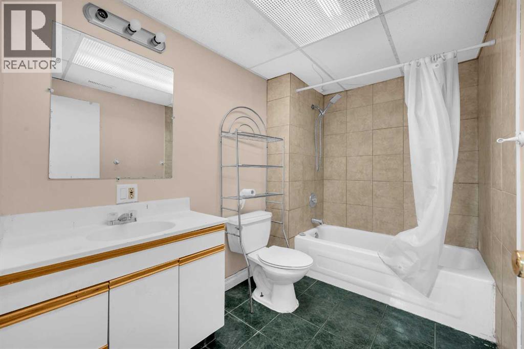 32 Fallingworth Place, Calgary, Alberta  T3J 1G5 - Photo 31 - A2248456