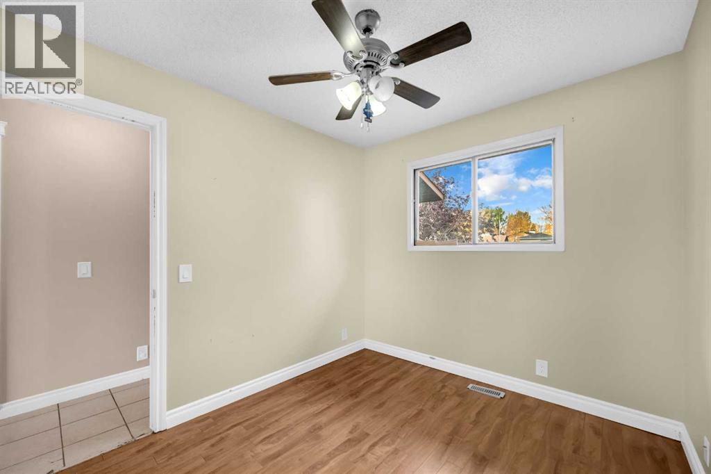 32 Fallingworth Place, Calgary, Alberta  T3J 1G5 - Photo 15 - A2248456