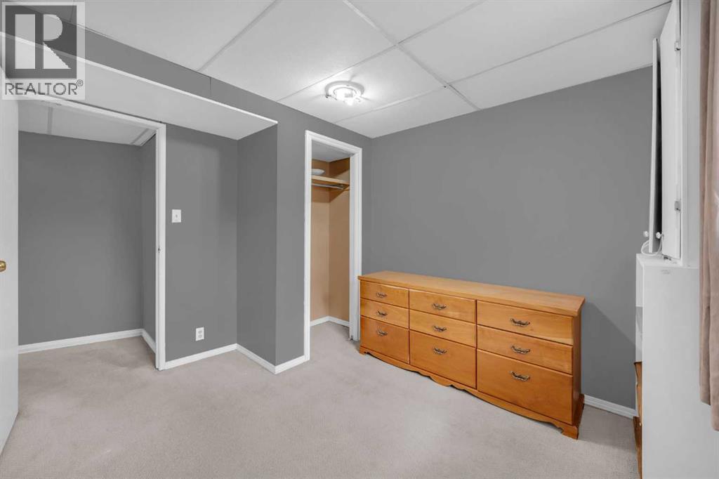 32 Fallingworth Place, Calgary, Alberta  T3J 1G5 - Photo 36 - A2248456