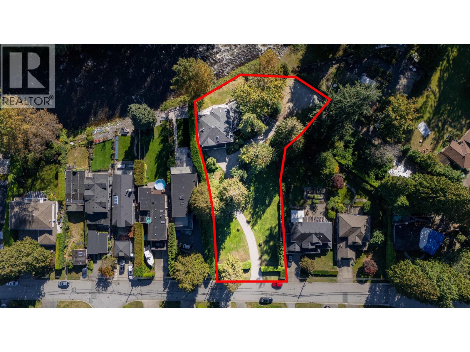 682 Seymour Boulevard, North Vancouver, British Columbia  V7J 2J6 - Photo 35 - R3056334