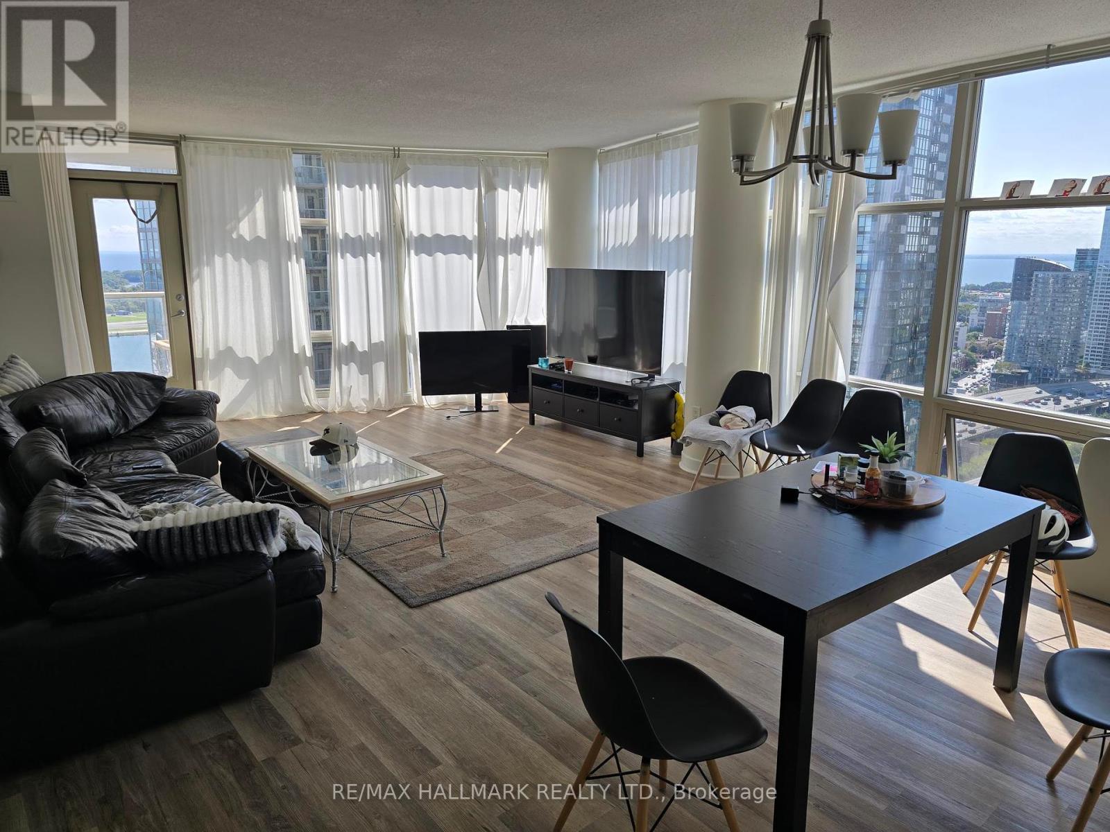 3712 - 10 Navy Wharf Court, Toronto, Ontario  M5V 3V2 - Photo 9 - C12450946