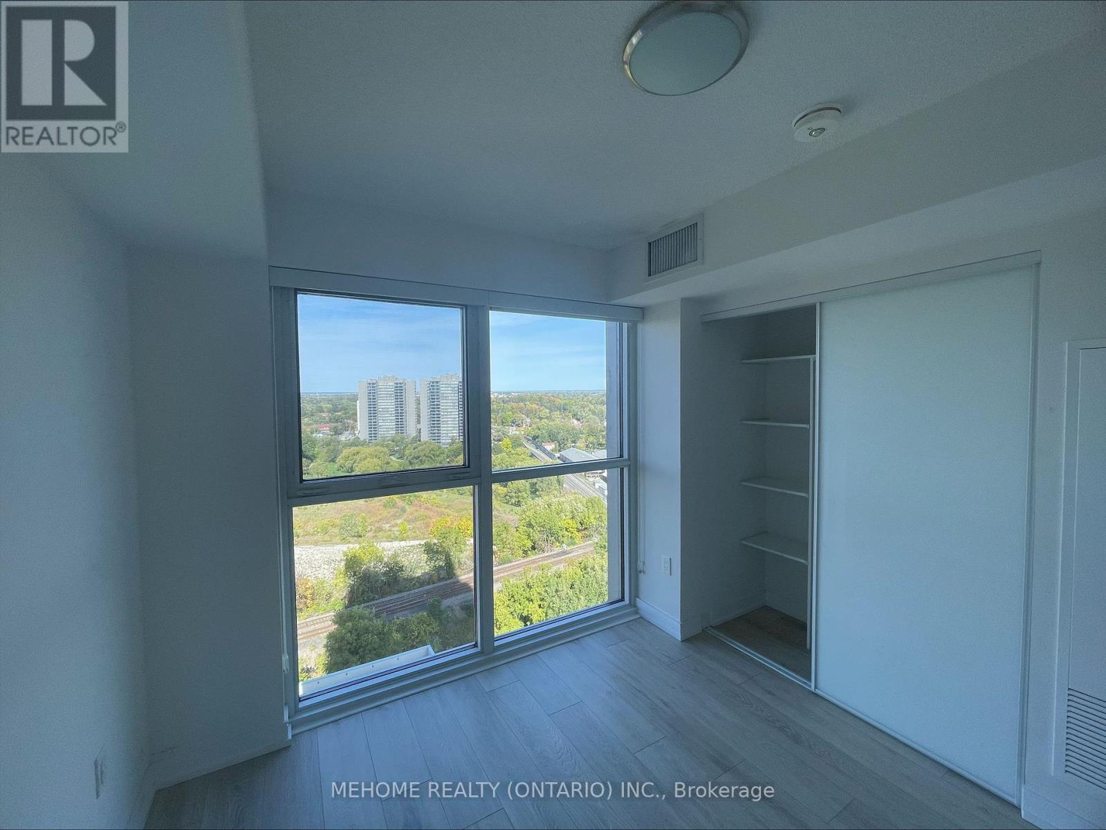 1602 - 225 Village Green Square, Toronto, Ontario  M1S 0L3 - Photo 7 - E12450957