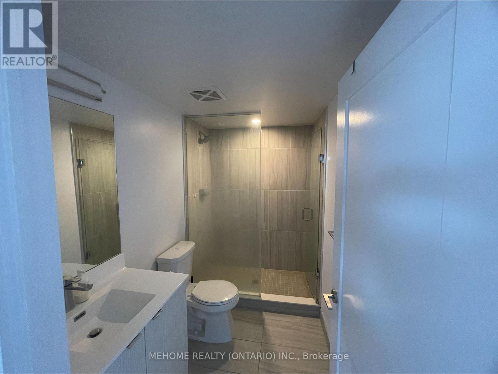 1602 - 225 Village Green Square, Toronto, Ontario  M1S 0L3 - Photo 8 - E12450957