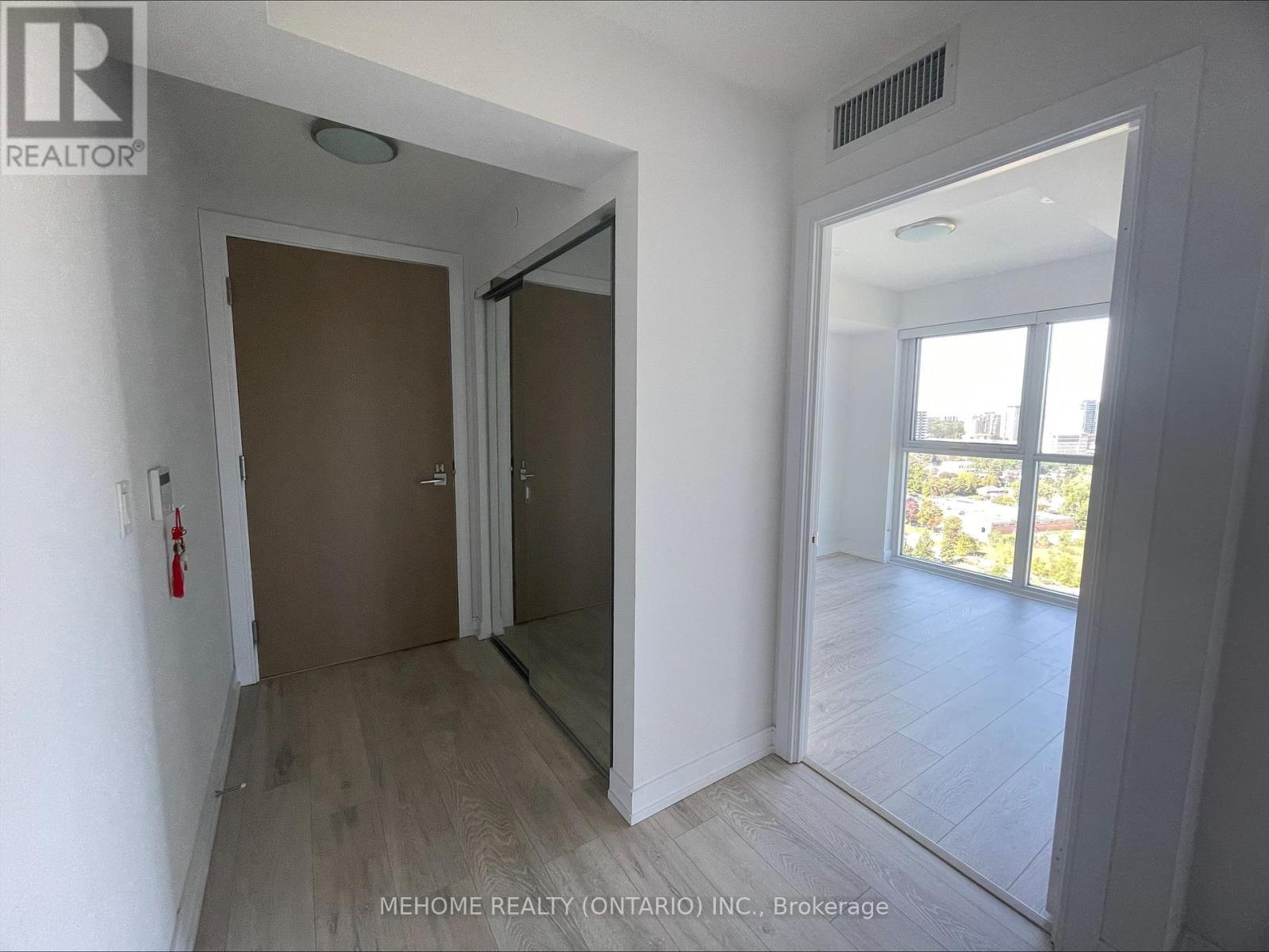 1602 - 225 Village Green Square, Toronto, Ontario  M1S 0L3 - Photo 9 - E12450957