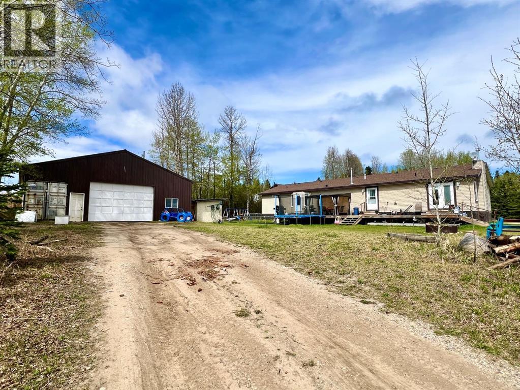 10 Cliffside Trail, Rural Clearwater County, Alberta  T0M 0C0 - Photo 2 - A2207879