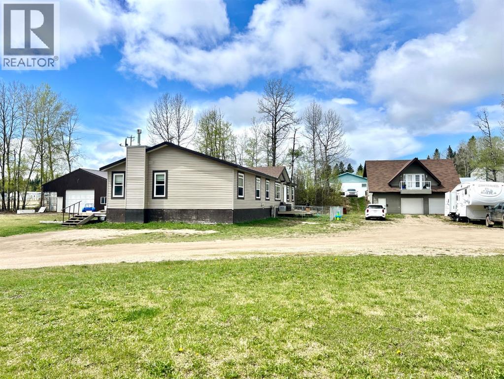 10 Cliffside Trail, Rural Clearwater County, Alberta  T0M 0C0 - Photo 1 - A2207879